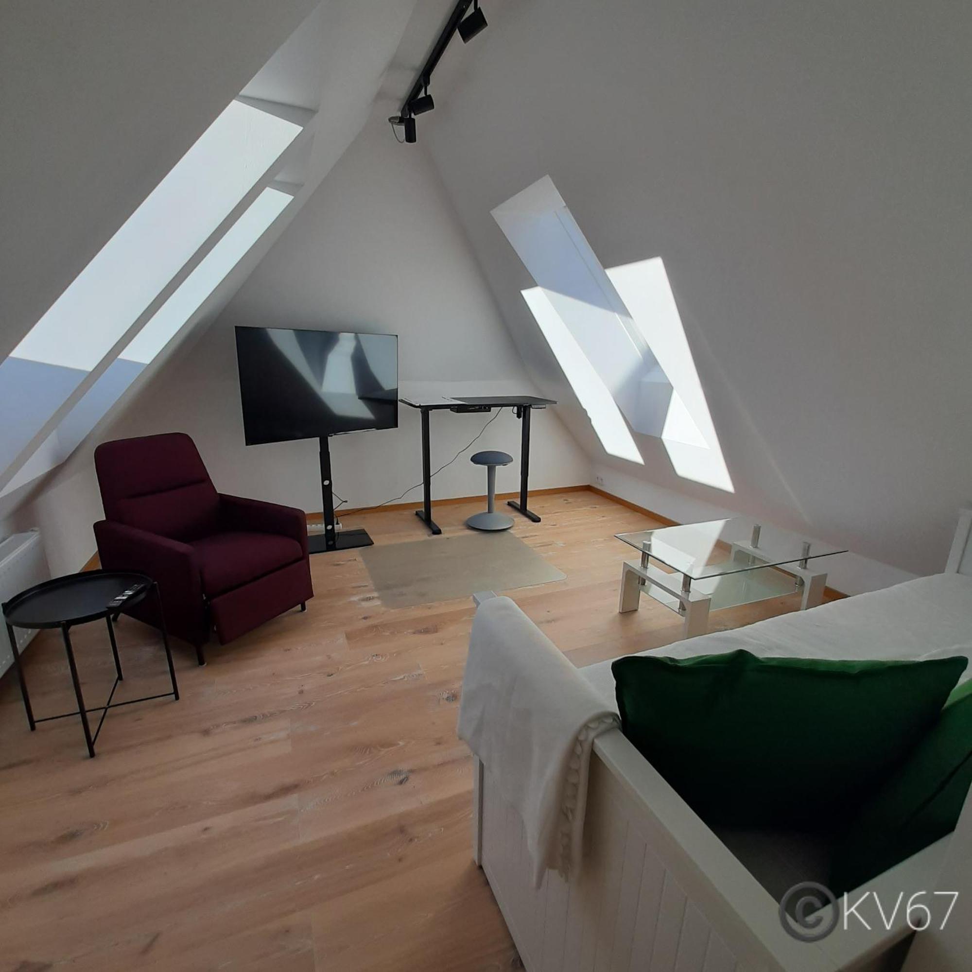 Apartment Jogilation
